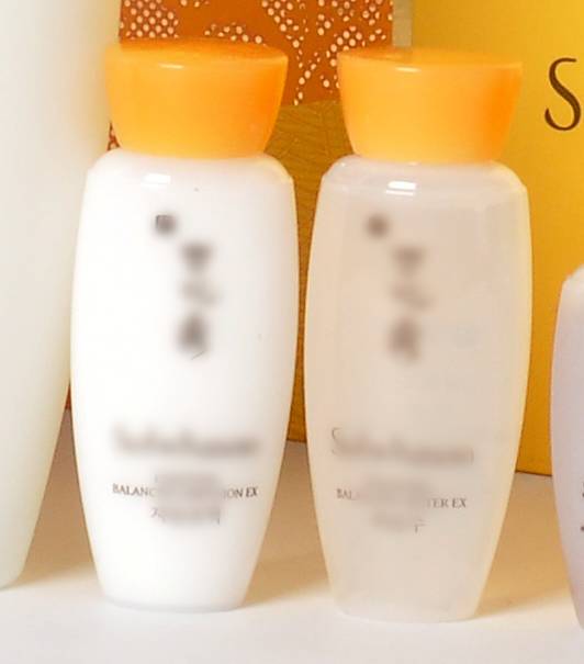 造假已成公开秘密！你看到的可能是“假的直播”CQ9电子中国网站警惕丨现在流行直播代购 但(图2)